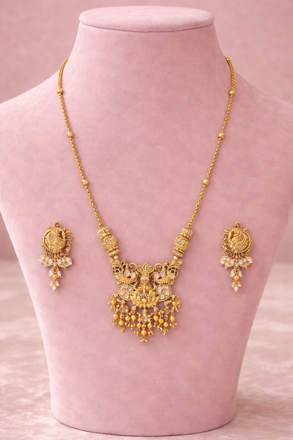 Temple Long Chain Necklace Set