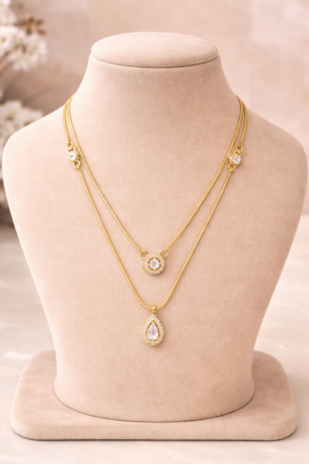 Golden Dual Grace Pendant Chain Set