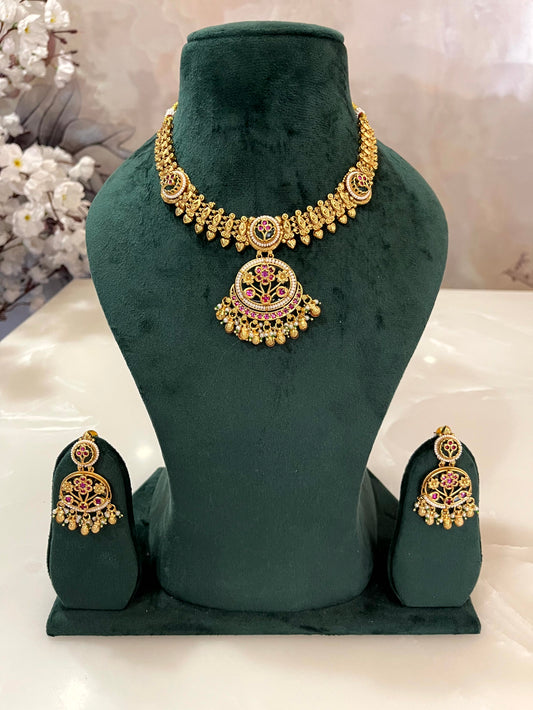 Padma Ratna Floral Necklace Set