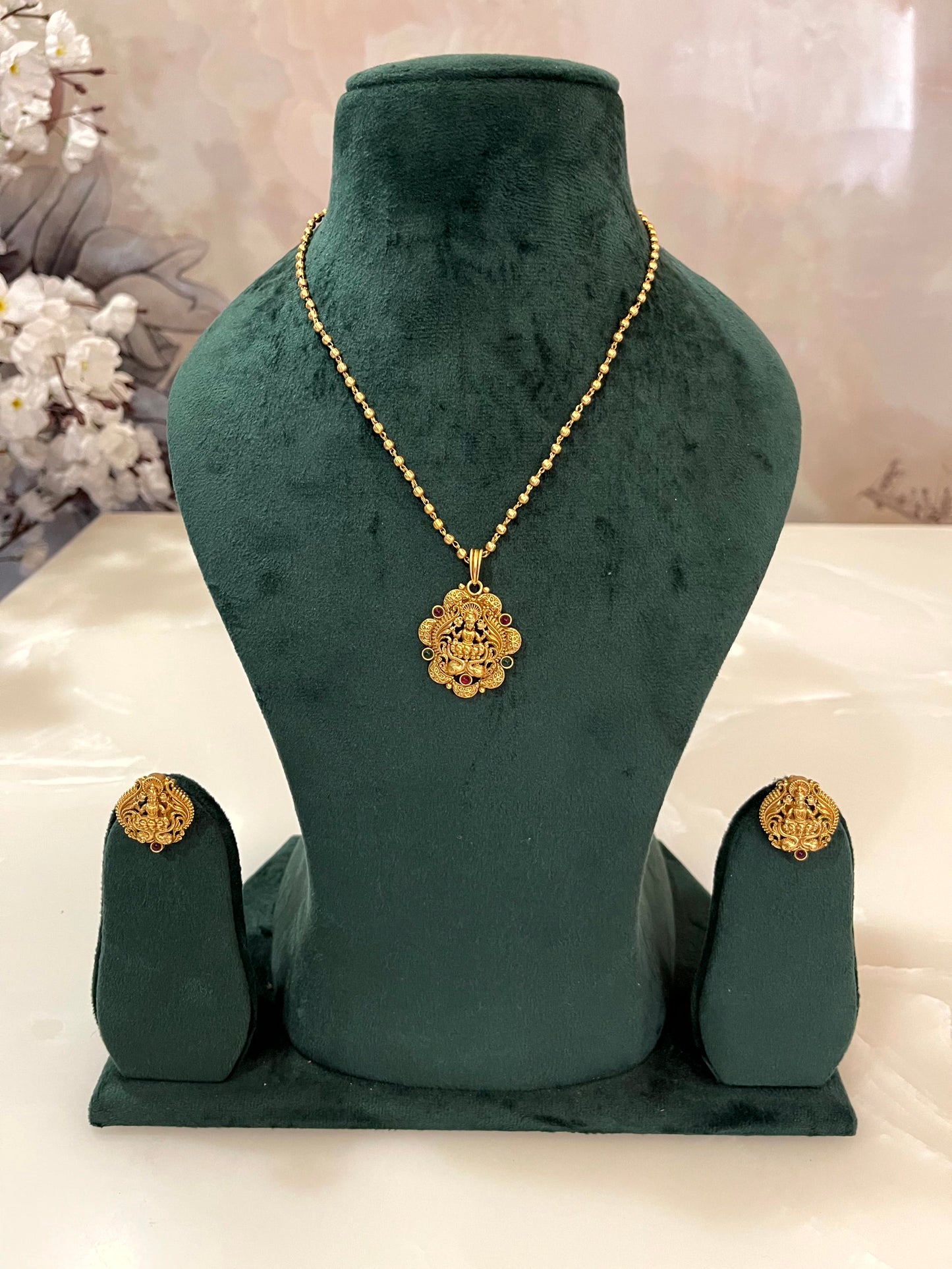 Lakshmi Anugraha Temple Chain Set