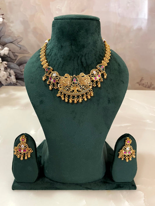 Shreeva Antique Necklace Set
