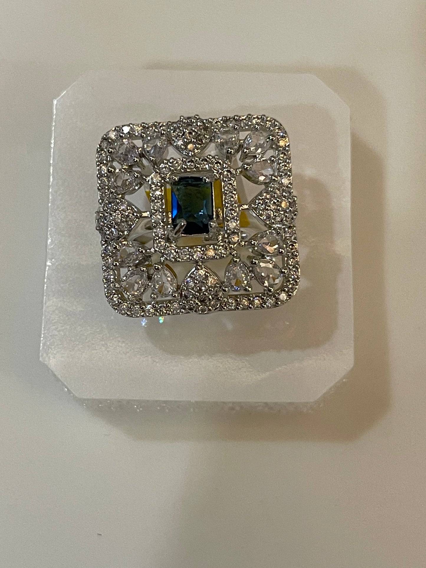 Noor-e-Nafis Sapphire Square Ring