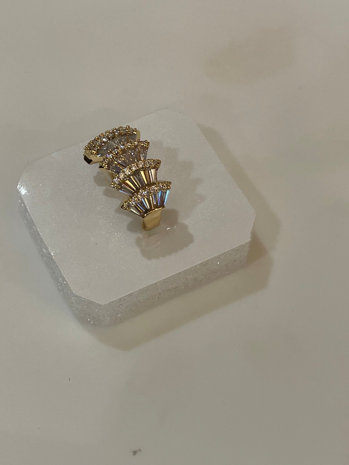 Zaria Fan Flair Ring