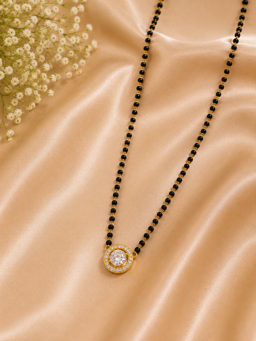 Aadhya Solitaire Mangalsutra