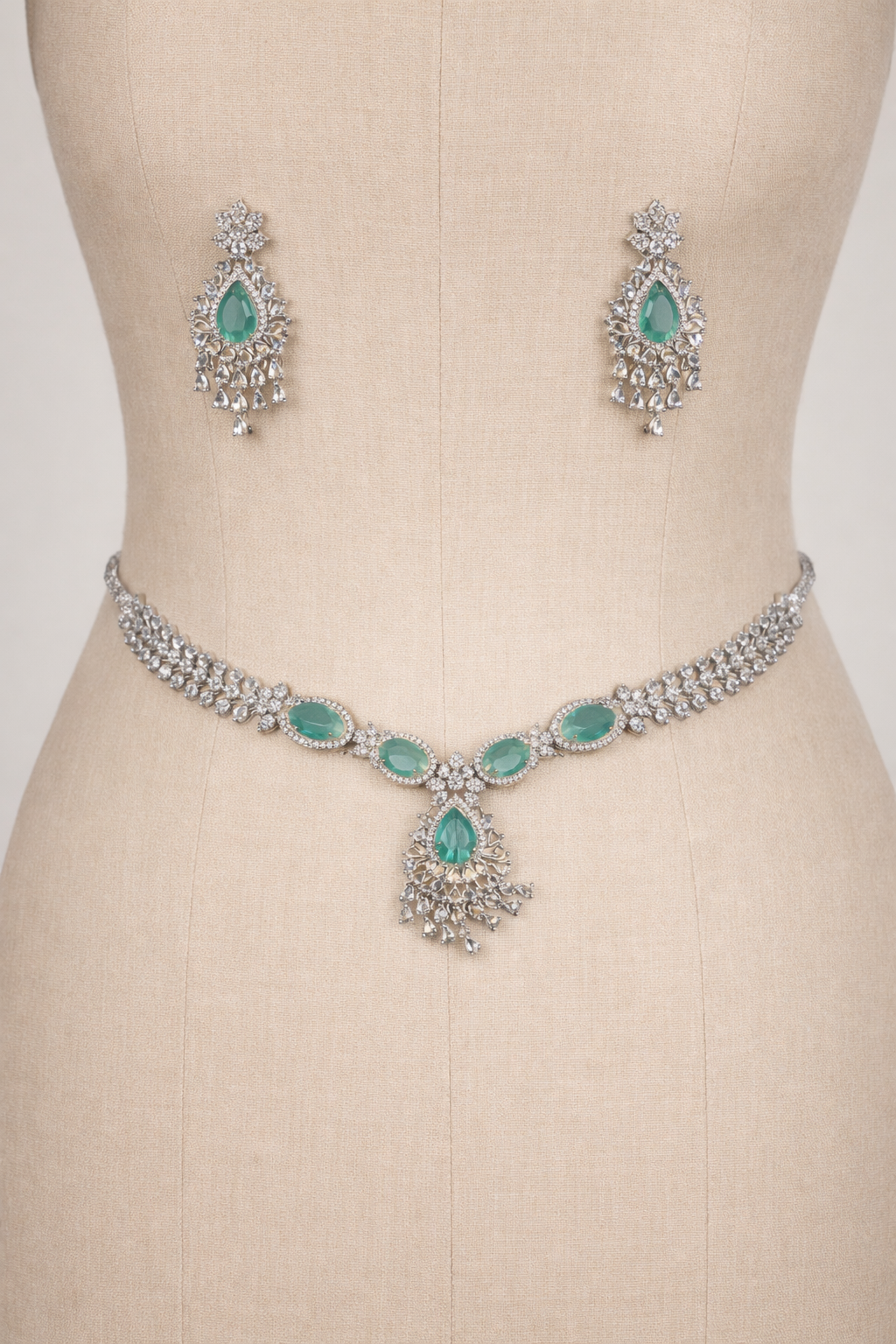 Emerald Grace Necklace Set