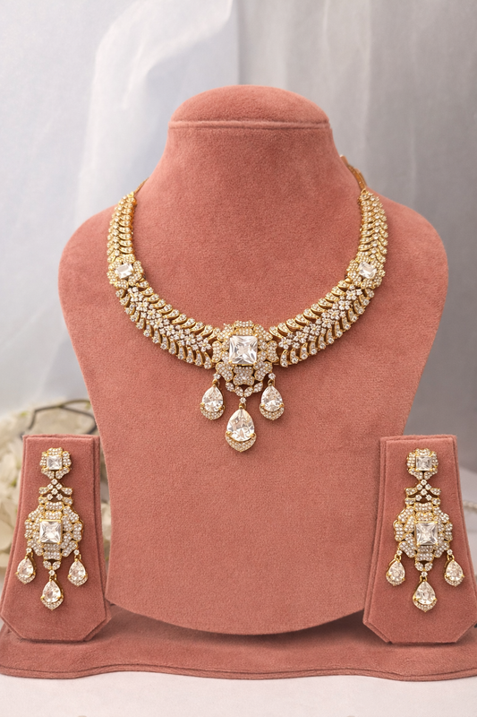 Zaraara Royale Crystal Necklace Set