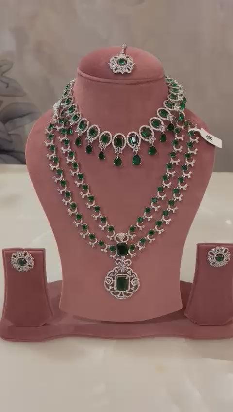 Maharani Emerald Combo Necklace Set